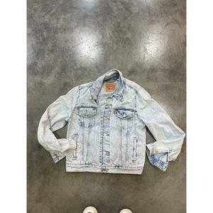 Vintage Levis Type 3 Denim Trucker Jean Jacket Size L Light Wash Distressed